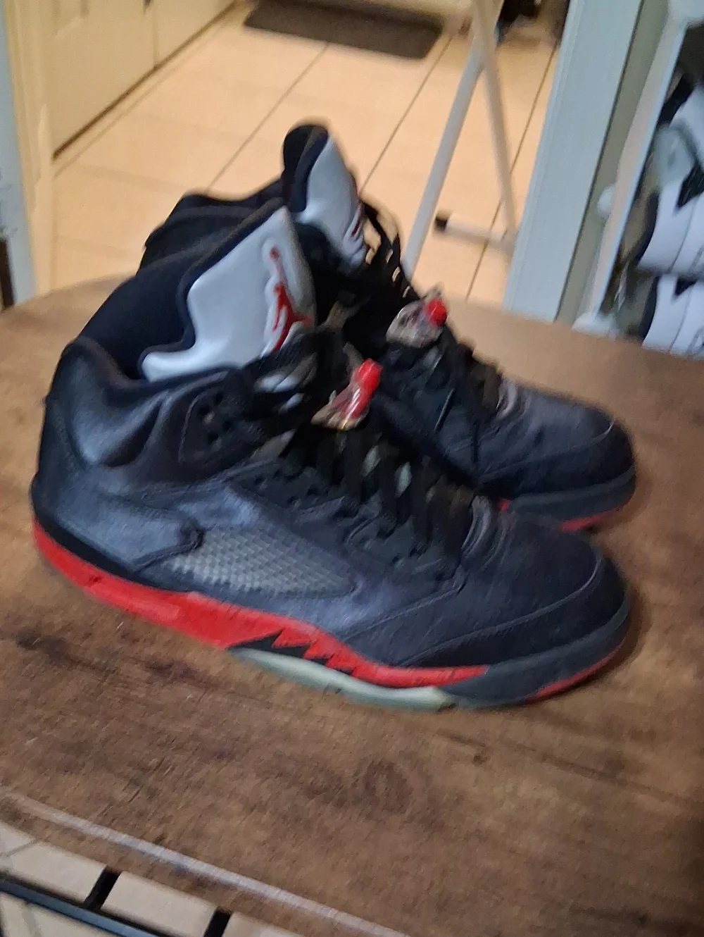 Jordan Men's Black and Red Basketball Sneakers